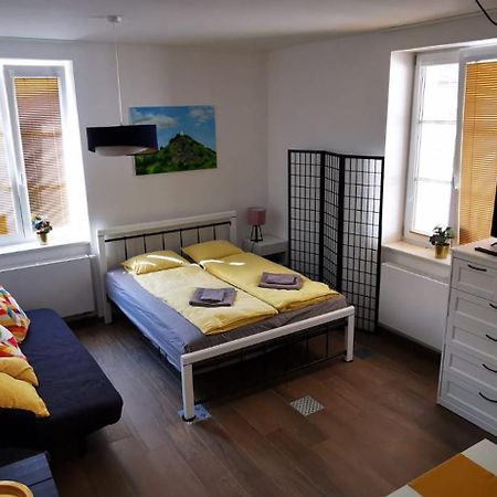 Apartman Augustin ยีชิน ภายนอก รูปภาพ
