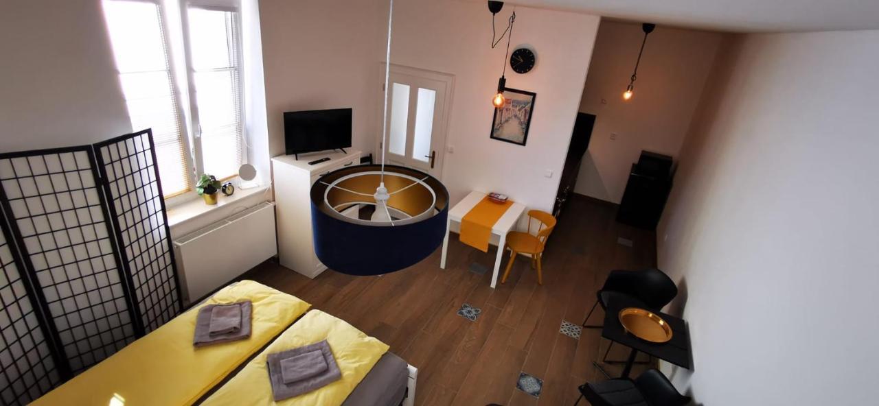 Apartman Augustin ยีชิน ภายนอก รูปภาพ